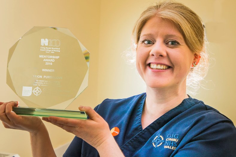 Ffion Pursglove at Ysbyty Gwynedd, winner of the Royal College of Nursing Menyorship Award 2016