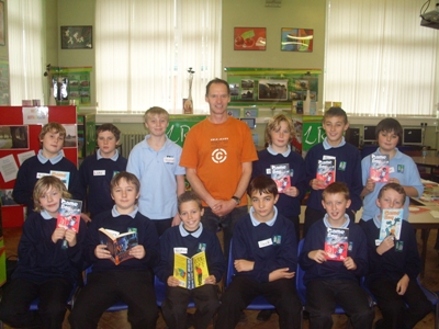 Pupils from the Cwrt Sart group are pictured with Alan Durant