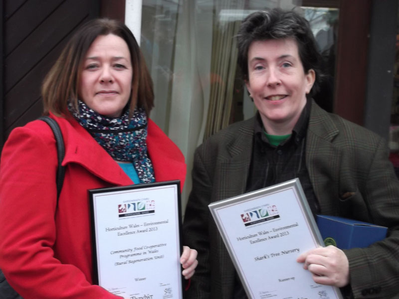 Debbie Neale (left) of the Community Food Co-Operative Programme in Wales, winners of Horticulture Wales’ Environmental Excellence Awards, with runner-up Marina Shark, of Shark’s Tree Nursery