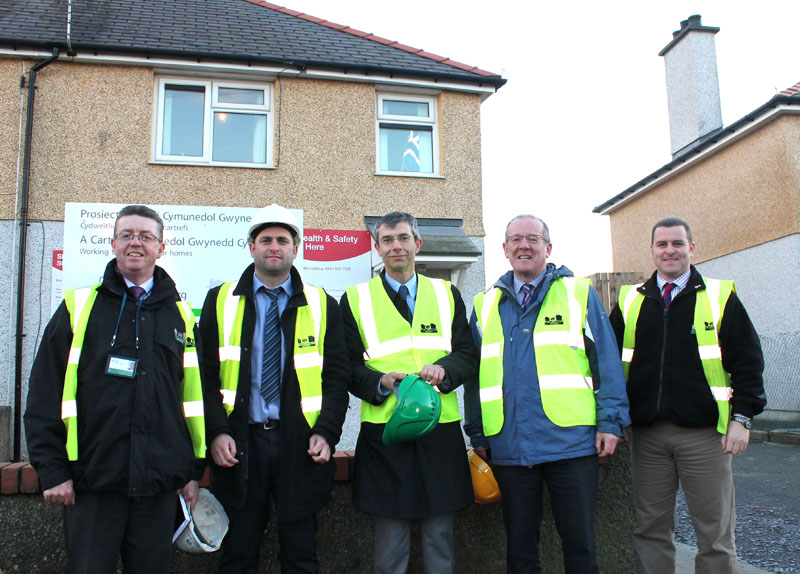 (l-r) Raymond Hughes,  Daniel Parry, Ffrancon Williams (CCG, Chief Executive) Aled Roberts AM and Alan Jones 