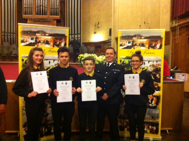 The pupils with PC Neil Williams, School Community Police Officer for Ysgol Friars