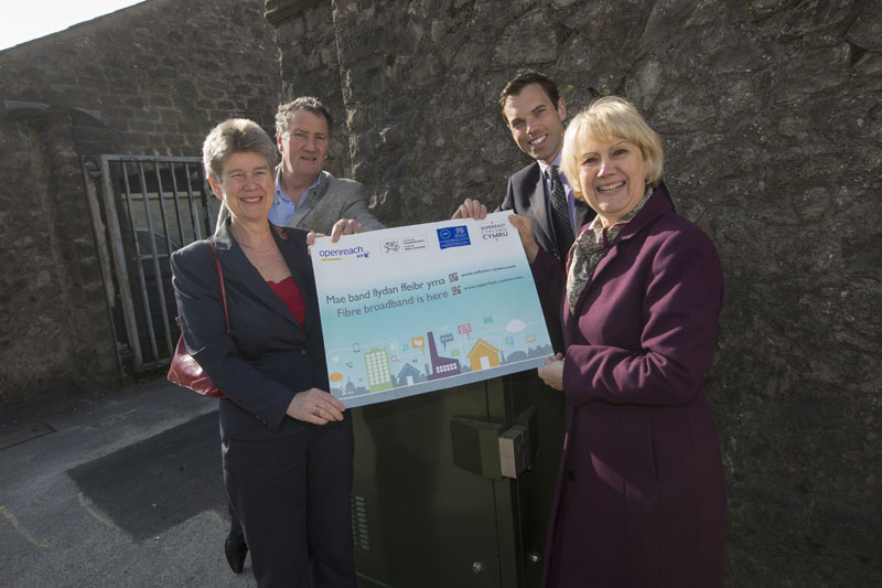 Finance Minister Jane Hutt and Deputy Minister for Skills and Technology Ken Skates join BT Director Wales Anne Beynon and Julian Hitchcock, Managing Director of the Bear Hotel in Cowbridge to unveil a new superfast broadband cabinet in the town