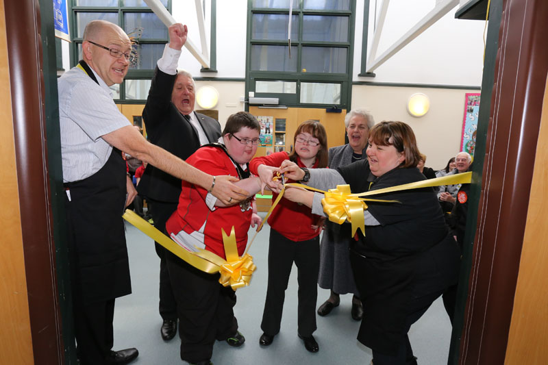 Trinity Fields Head Boy Brian Beckett and Head Girl Emma Humphries take on Mayoral duties to officially open Caffi Oren with the help of Principal Ian Elliott, Mayor of Caerphilly county borough Cllr Michael Gray, Mrs Ruth Gray and Deputy Head Tracey McGuirk